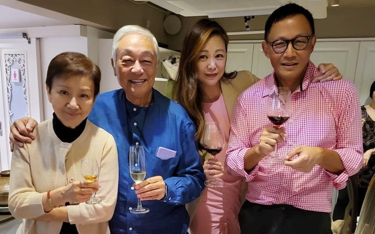 王馨平與老公慶祝結婚20周年，也跟舅女焦姣齊賀舅父曾江87歲生日。