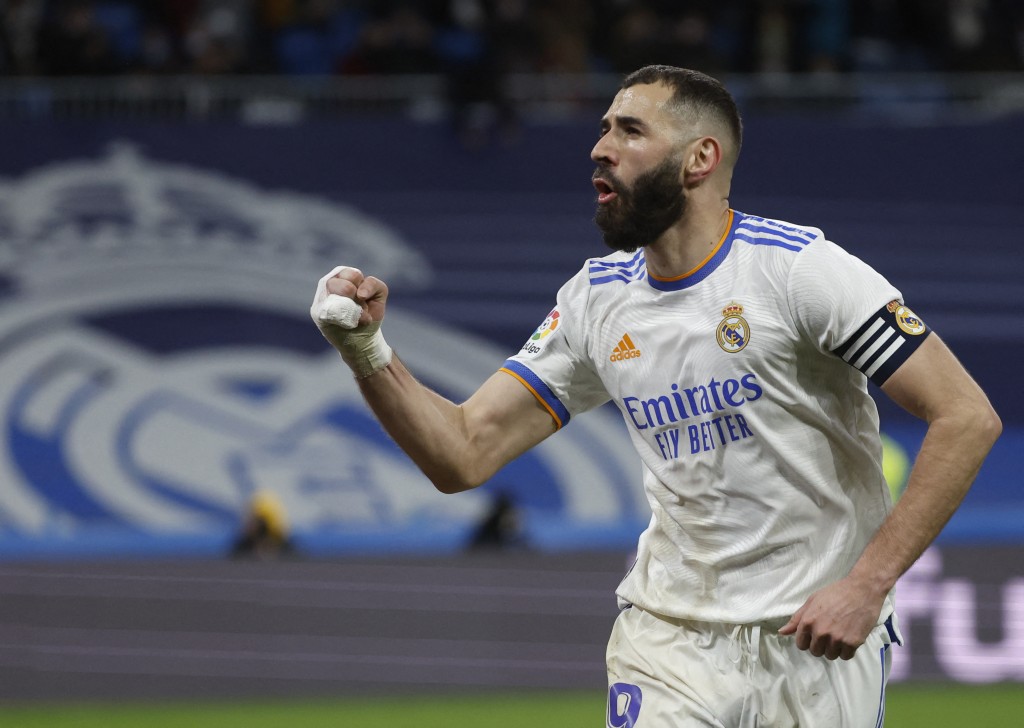 皇马（白衫）连续三场西甲不败，今场可乘势再破华历简奴。Reuters资料图片