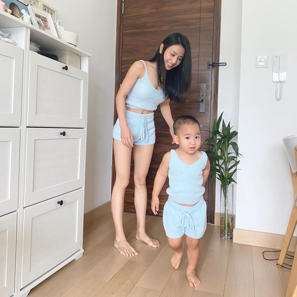 Coffee不時分享與兒子伯伯的生活點滴，可愛的伯伯亦深得網民喜愛。