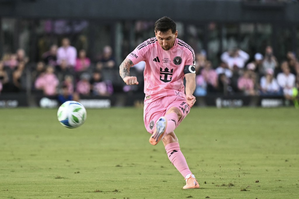 美斯在關鍵時刻交出2次助攻。法新社 美斯在關鍵時刻交出2次助攻。法新社