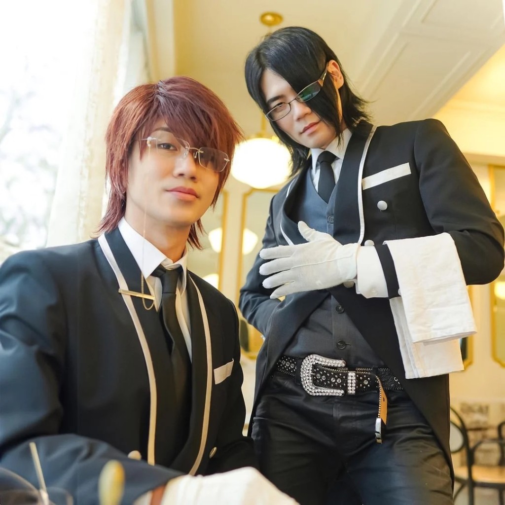 Needmorecash與搞笑藝人金庚煜扮成的日本男公關TANAKA組成ASMRZ。 Needmorecash與搞笑藝人金庚煜扮成的日本男公關TANAKA組成ASMRZ。