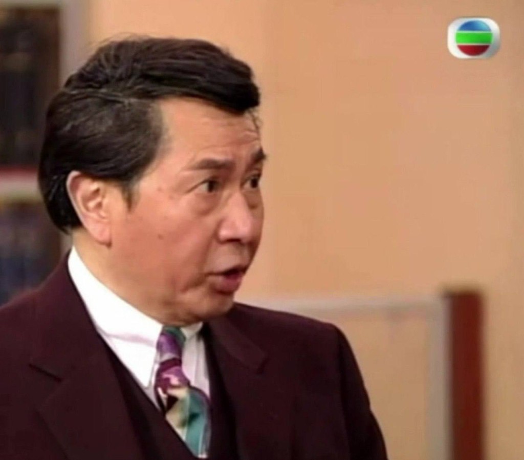 蕭亮在《男親女愛》劇中飾演律師樓的老闆CK。