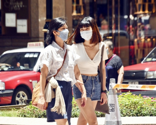 天文台發出酷熱天氣警告。資料圖片