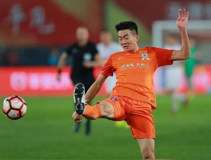 潘碩於15日因肝硬化逝世，生前一直想向戴琳追回欠款。微博