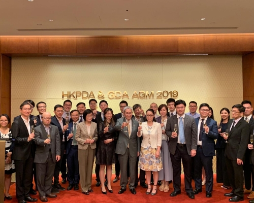 公共醫療醫生協會與政府醫生協會舉行晚宴。