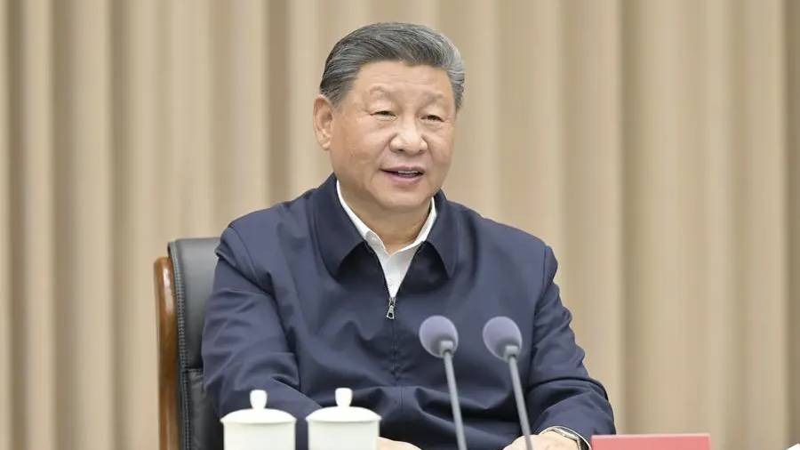 習近平今日（20日）在北京出席座談會，稱胡耀邦「高度重視端正黨風」。新華社資料圖