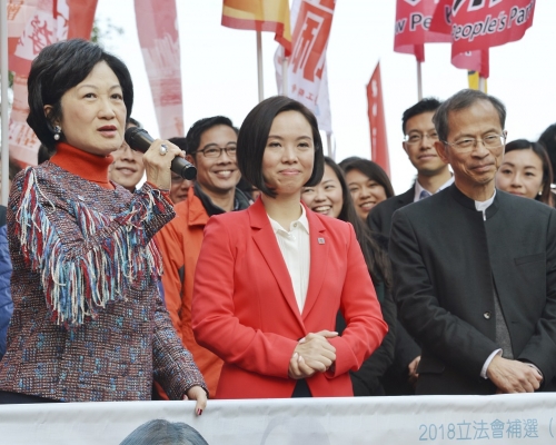 曾鈺成支持派錢 新民黨傾向預算案退稅。