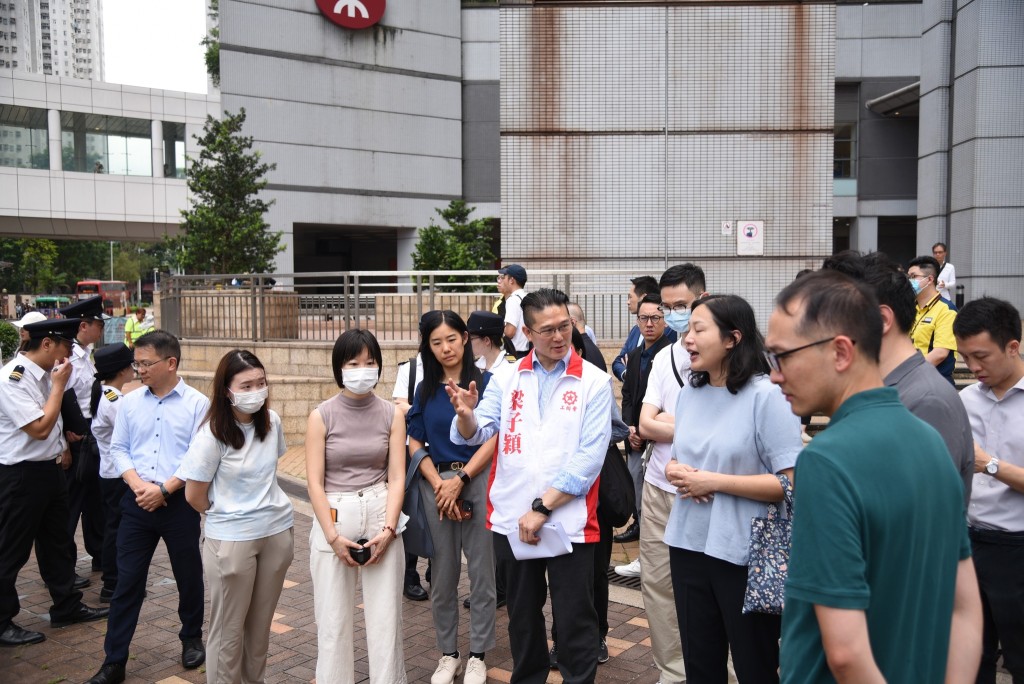 梁子穎向來在將軍澳、馬鞍山一帶非常活躍。梁子穎fb圖片