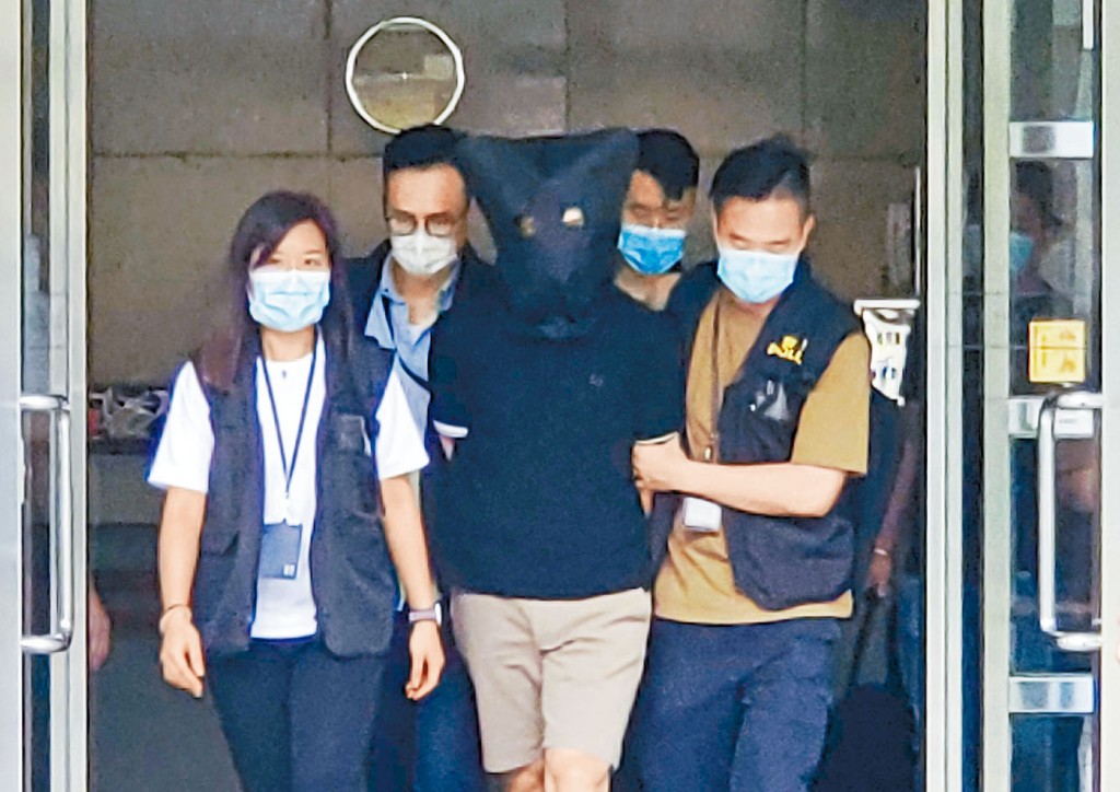 國安處前年破獲「光城者」策劃炸彈襲擊法院案,拘捕多人。