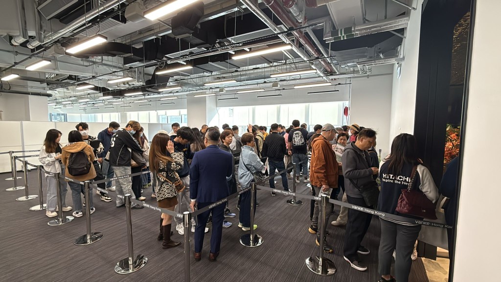 上然示範單位錄逾7,000人次參觀。 上然示範單位錄逾7,000人次參觀。