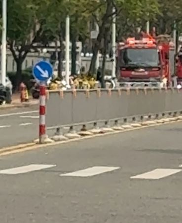 事件驚動警察及消防到場。小紅書截圖