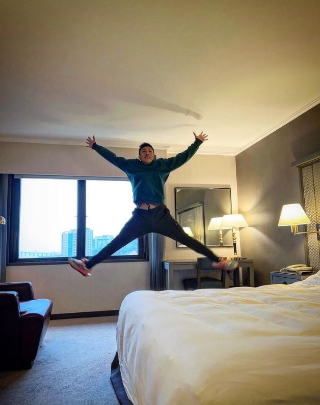 日前劉浩龍在酒店完成隔離。