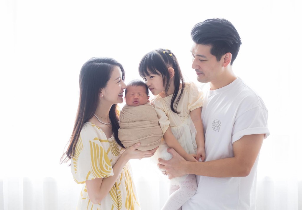 陳華鑫在2022年再度榮升媽媽，湊成一個「好」字。