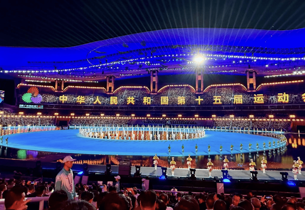 文化體育及旅遊局局長羅淑佩在社交平台貼文，發布照片回顧全運會多個難忘歷史時刻，並感謝十五運統籌辦兩年來努力不懈。羅淑佩fb（下同）