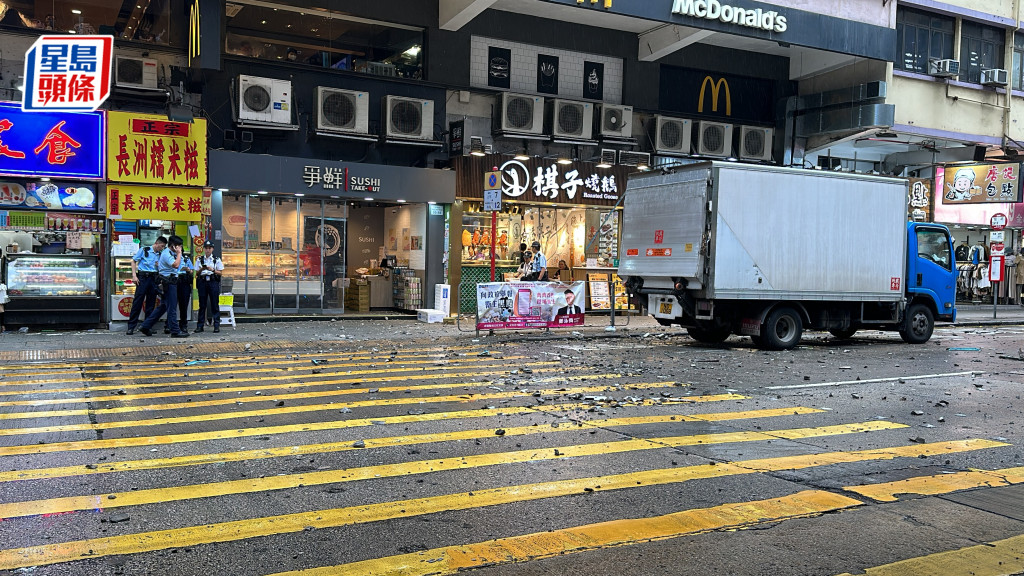 本港多區近日發生多宗石屎墮下事件。資料圖片