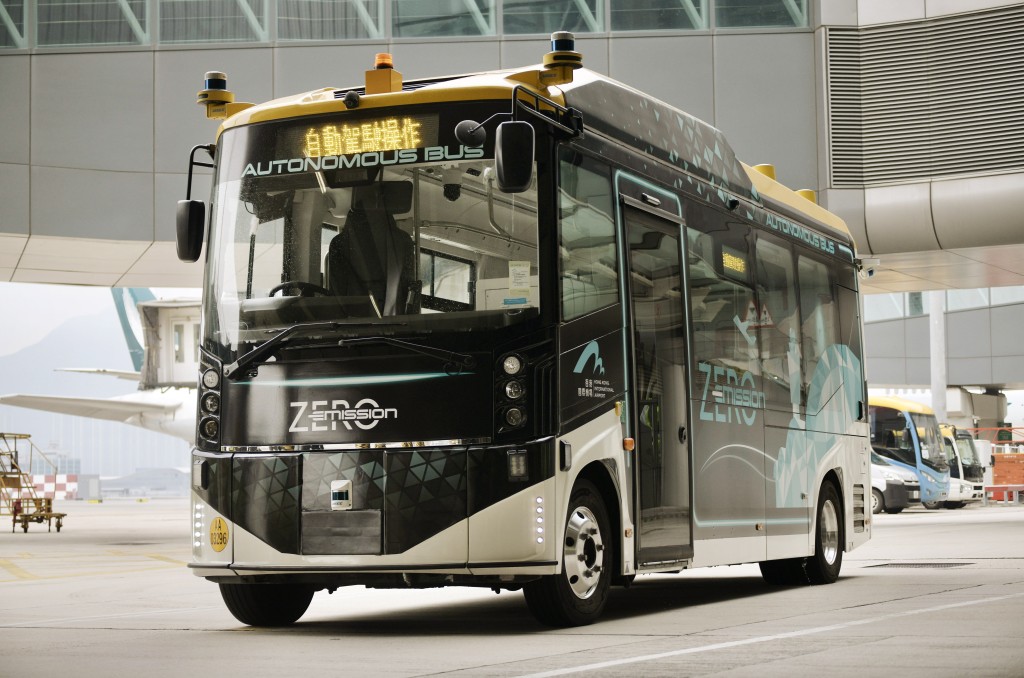 機管局將改善無人車與無人車在路口的聯繫。資料圖片 機管局將改善無人車與無人車在路口的聯繫。資料圖片