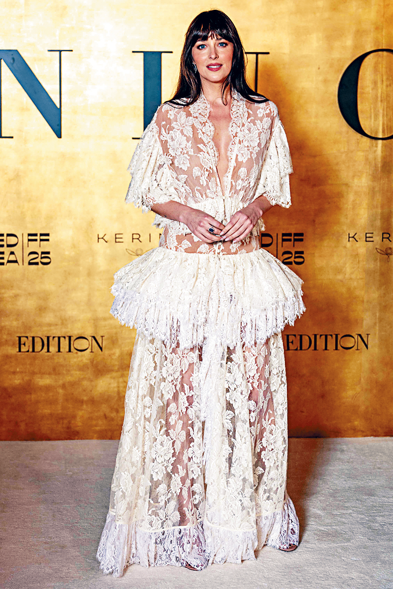 狄高達與Chris Martin分手7個月後，疑有新戀情。