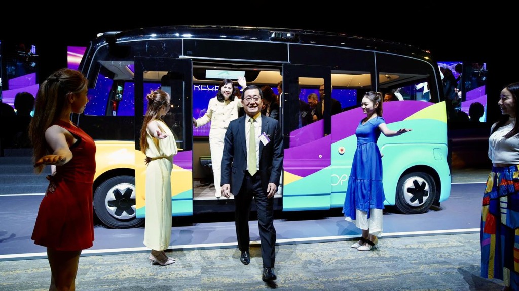 運輸及物流局局長陳美寶出席香港國際機場2025年酒會。運物局FB圖片 運輸及物流局局長陳美寶出席香港國際機場2025年酒會。運物局FB圖片