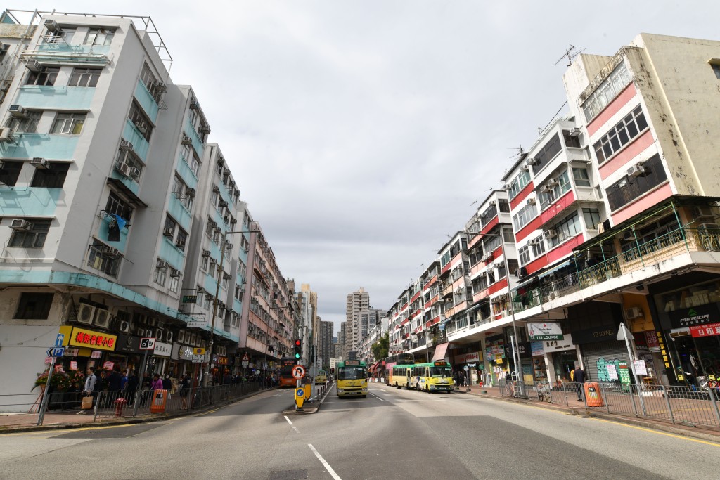 陳建君認為，每年15萬元租金補助原則上足夠租用同區單位。圖為大埔墟。