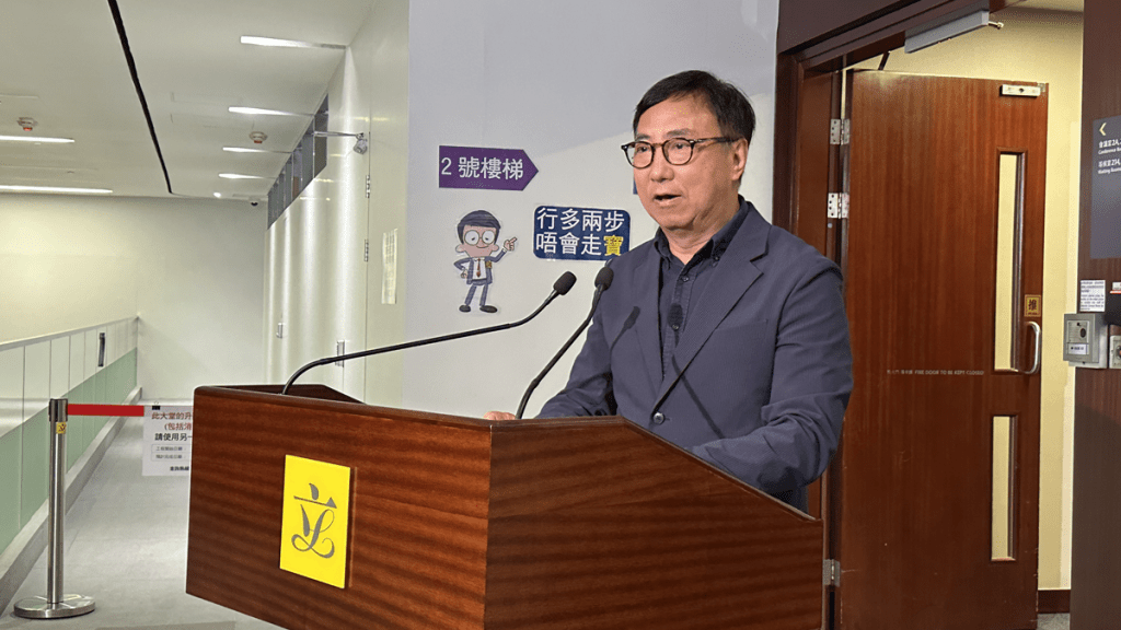 狄志遠強調「區議員不是政府的啦啦隊、助手、執行者」。常彧璠攝