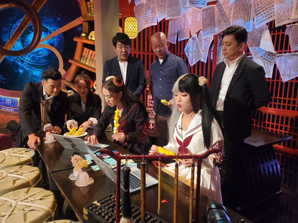 梁思浩主持的TVB Plus直播節目《直播靈接觸》外界反應不俗。