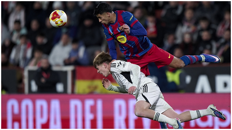 簡斯路季中重返巴塞即融入球隊。新華社