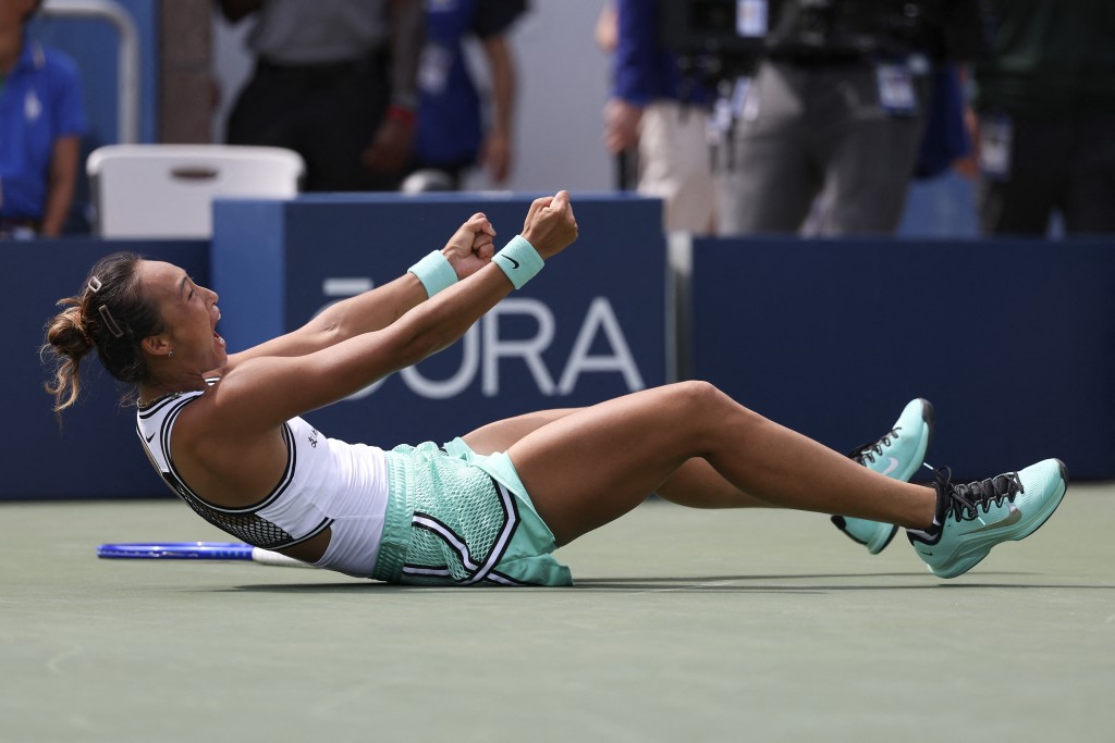 鄭欽文決勝盤落後0:5反勝姫絲(Madison Keys)晉級。AFP