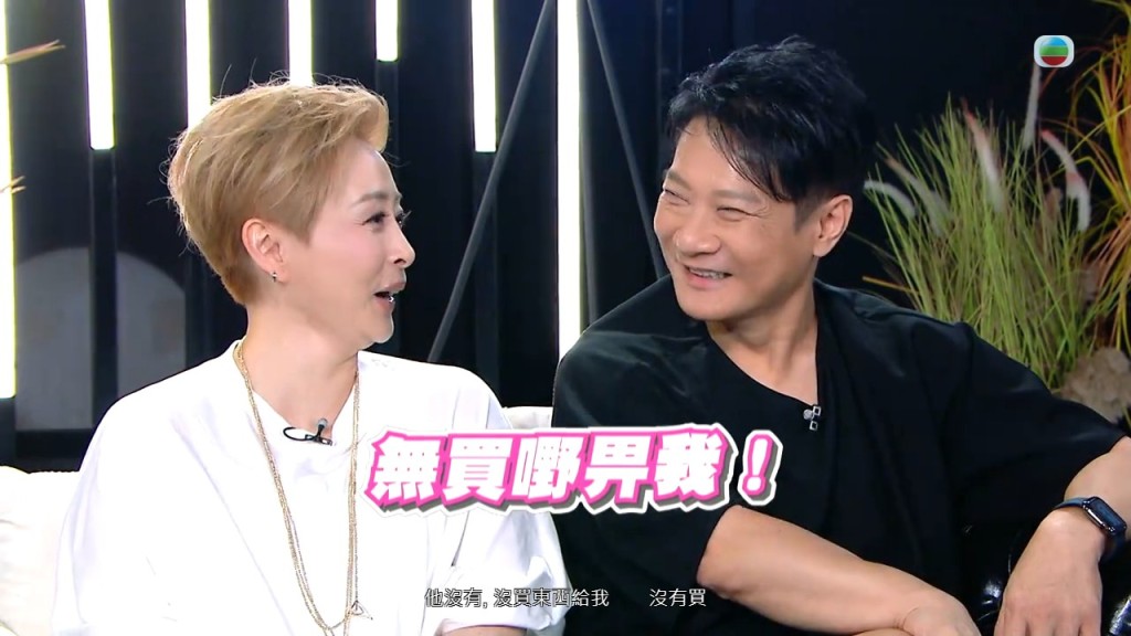 錢嘉樂與湯盈盈作客TVB訪談節目《一周星星》。