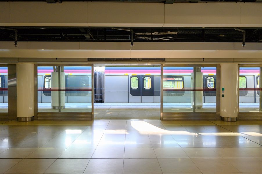 港鐵羅湖站已於2月6日重新投入服務。MTR fb
