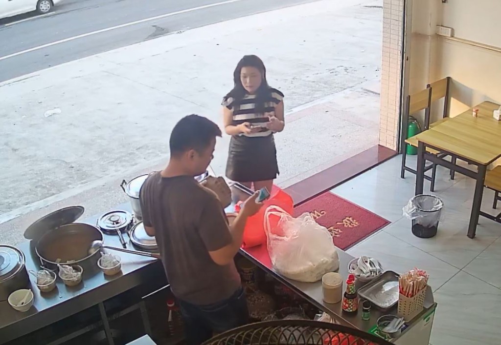 惠州女子買早餐重遇16年前初戀，二人迅速復合，決定年底結婚。抖音