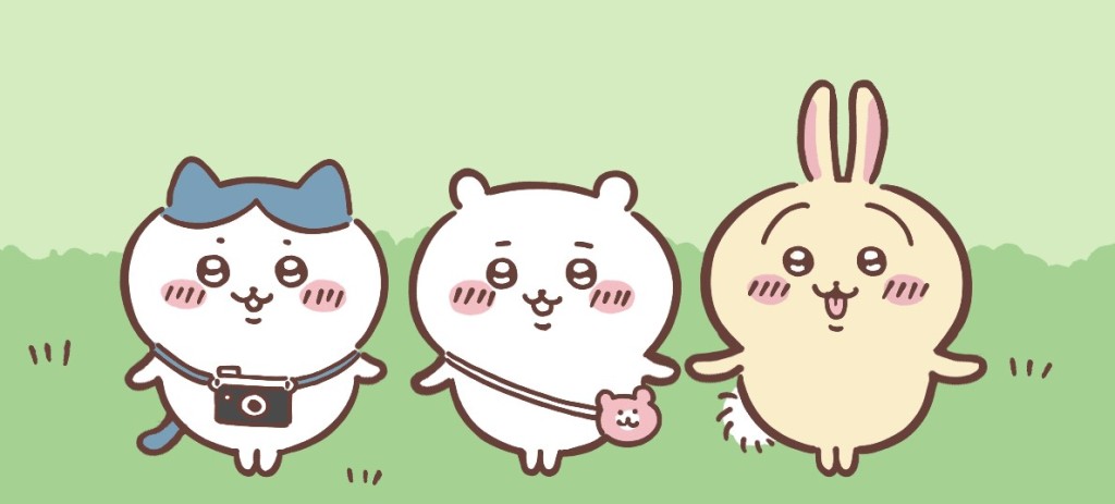 Chiikawa故事圍繞着Chiikawa(小可愛,中)與朋友Hachiware(小八貓,左)及Usagi(兔兔)的日常生活。 Chiikawa故事圍繞着Chiikawa(小可愛,中)與朋友Hachiware(小八貓,左)及Usagi(兔兔)的日常生活。