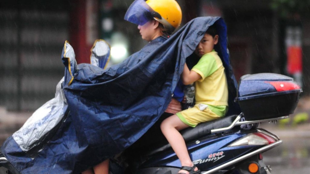 中央氣象台:長江中下游氣溫將急降4至8℃。(中新社)