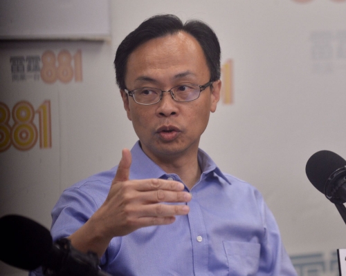 聶德權今早出席電台節目談及補選事宜。