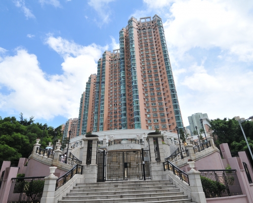 雅典居3房獲買家1220萬零議價承接