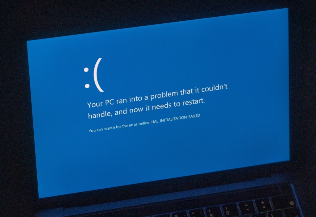 是次Crowdstrike因防毒軟件更新出現問題，觸發微軟及其他系統死機，大量航空、金融等服務受影響。