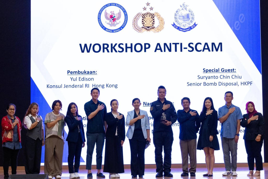 展超Sir化身為防騙大使，出席印尼傭工防罪講座時，用印尼語呼籲印傭提防騙子。香港警察fb圖片