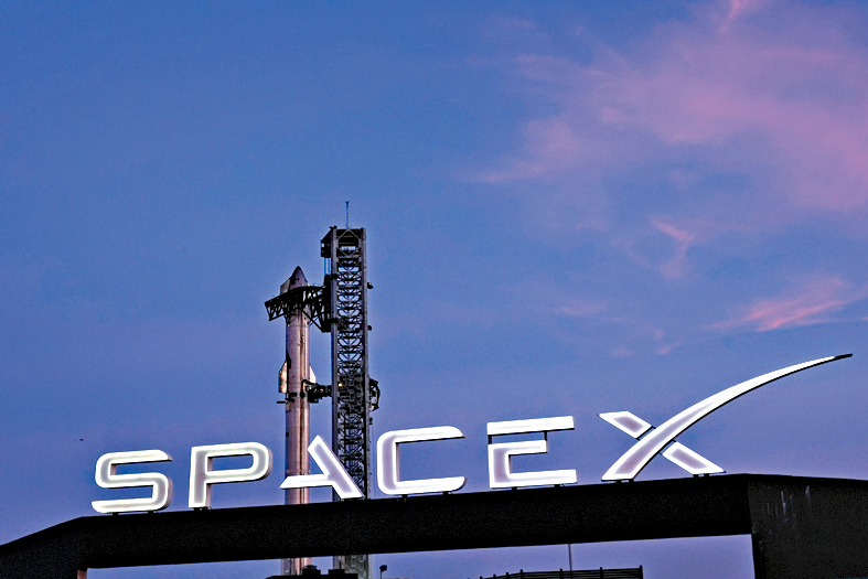 SpaceX上市股价连升3个交易日后，开始回软。