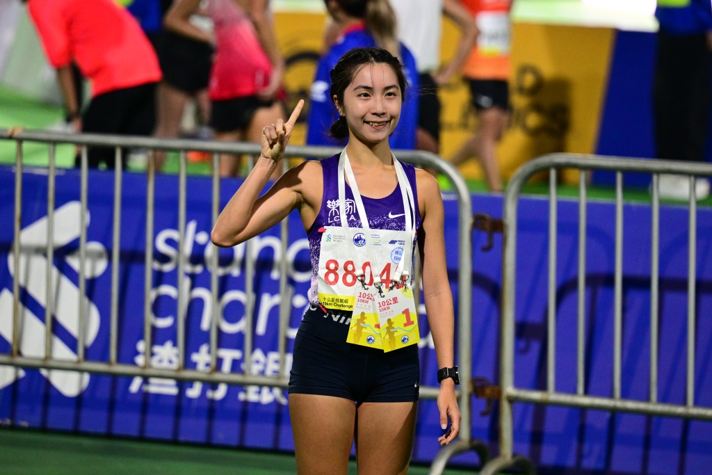 曾曉彤十公里三連霸