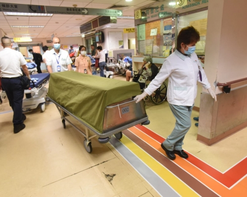 男死者