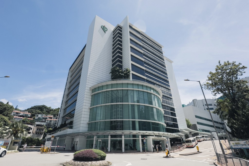 田北辰質疑「我哋唔可以完全忽視背後帶嚟伸張正義嘅可能性」。 田北辰質疑「我哋唔可以完全忽視背後帶嚟伸張正義嘅可能性」。