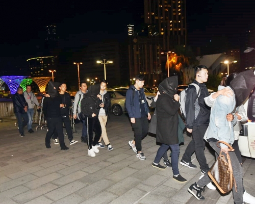 行動中拘捕共11名持雙程證內港的內地人士,共檢獲18張門票。