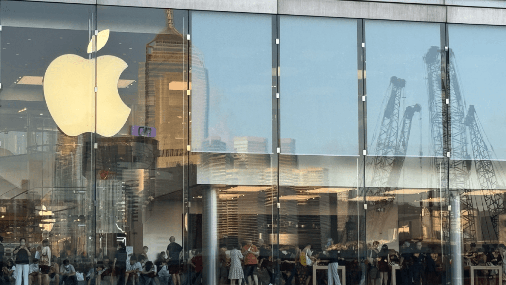 昇哥打卡｜捕捉鏡中奇觀：玻璃幕牆倒影城市千姿百態