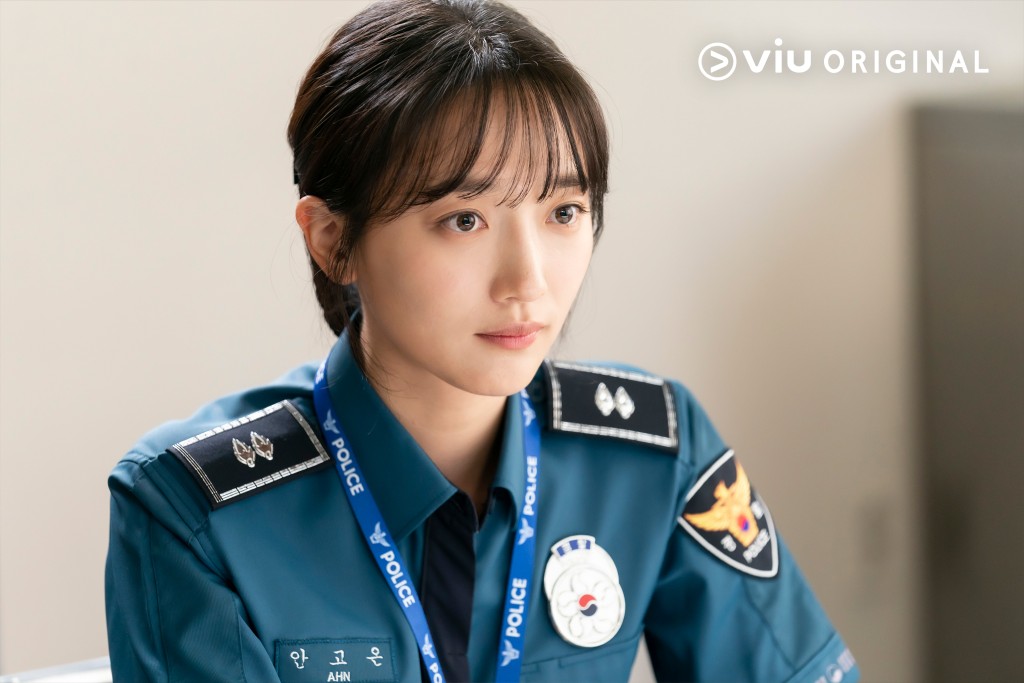 表藝珍如願當上警察。