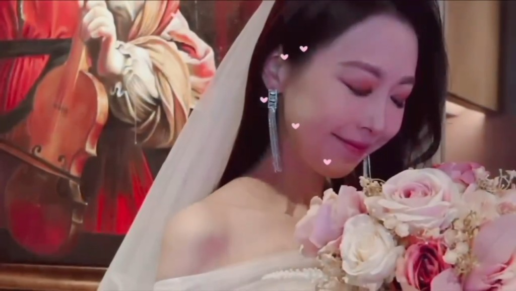 由於陳婉婷分享的影片有讀愛的宣言、戴婚戒的場面，因此再度引來網民講恭喜。