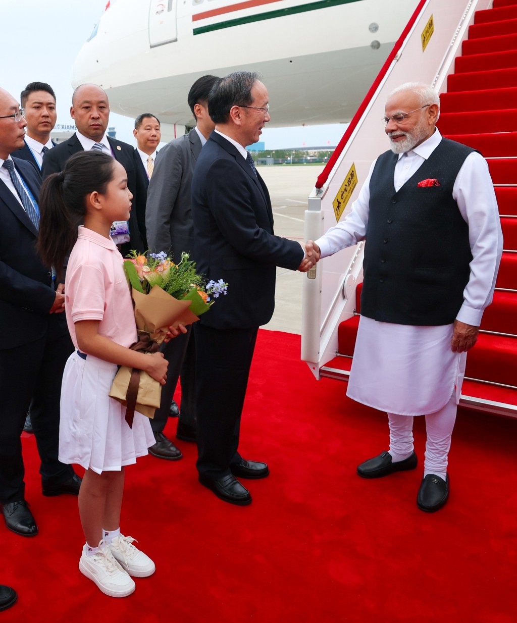 印度總理莫迪乘機抵達天津,出席2025年上合組織峰會。X@narendramodi 印度總理莫迪乘機抵達天津,出席2025年上合組織峰會。X@narendramodi