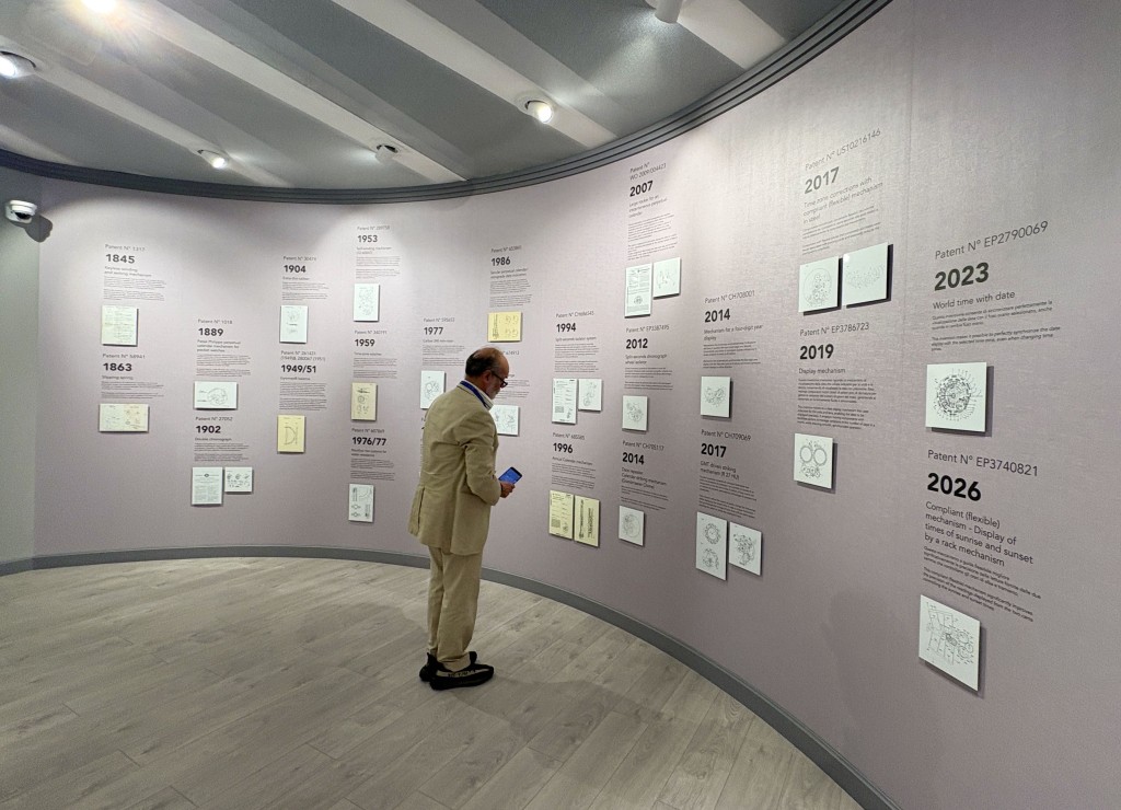 展覽特別一角詳列多項重要機芯作品面世的發展史。