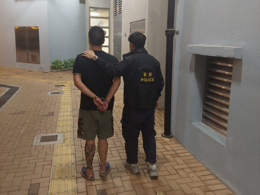 警方早前拘捕一名43岁姓尹男子及一名46岁姓赖本地男子。警方提供