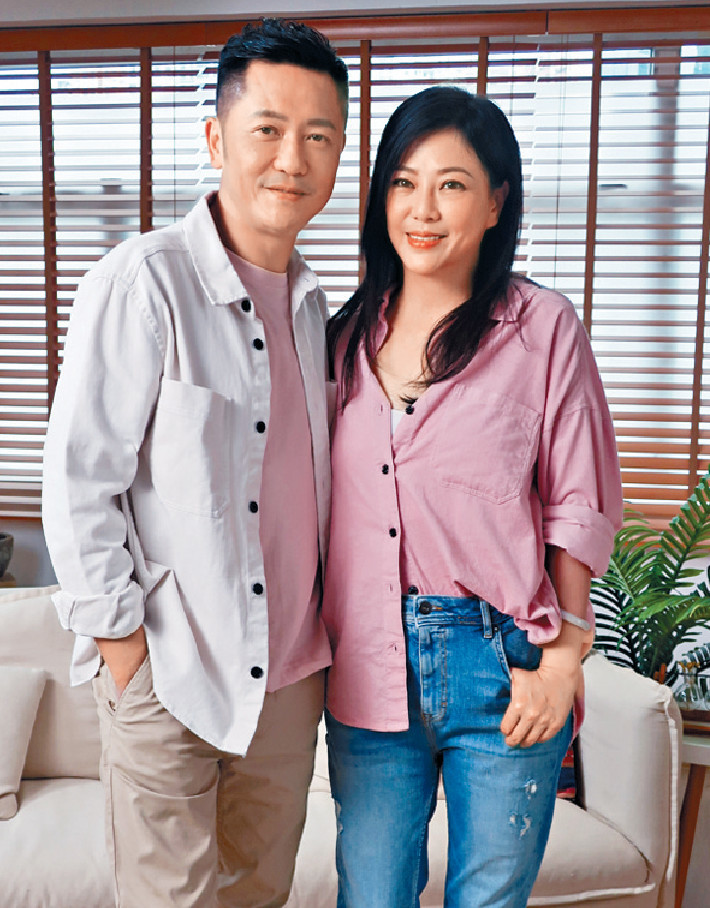 ■劉小慧與蘇志威夫妻檔拍廣告。