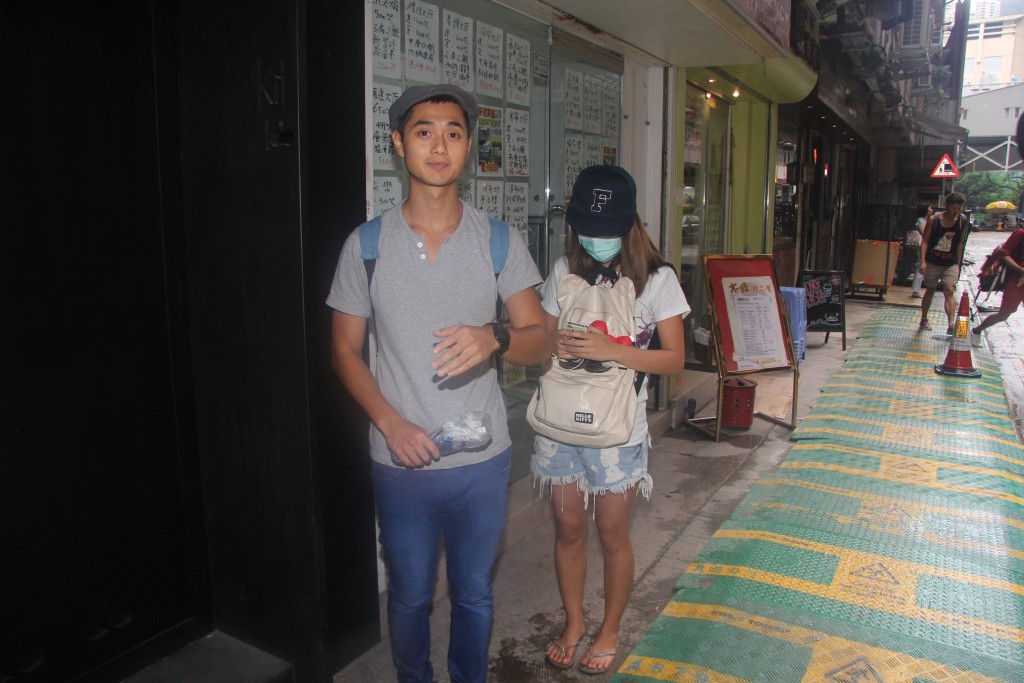 郑俊弘与姜丽文过往也曾被拍到拍拖行街。