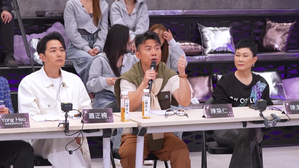 連之前給予過Hilary不少負評的陳奐仁也忍不住給出高度評價。